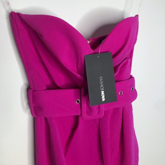 FASHIONNOVA DRESS - Picture 3 of 3